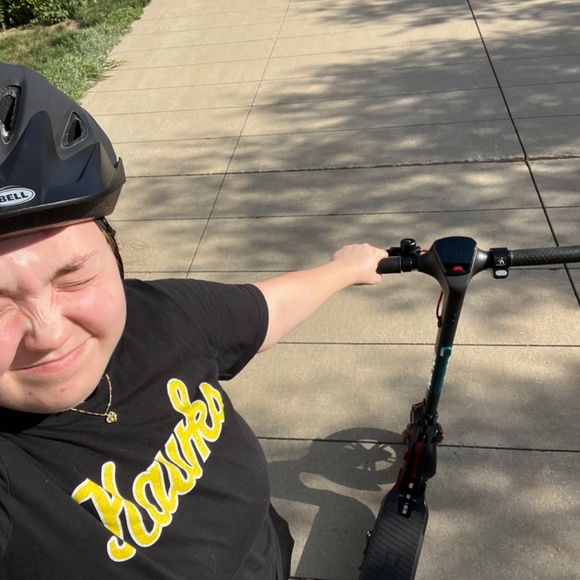 Meet your Posher, Hanna - Picture 3 of 5